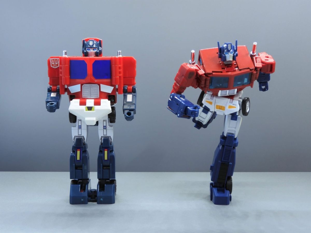 新品 旧 タカラ TAKARA トランスフォーマー TF-09 サイバトロン